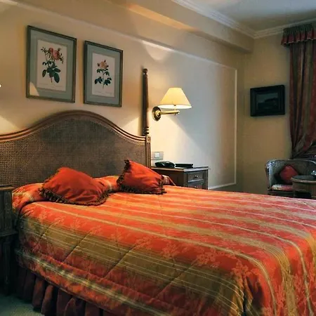 Manos Stephanie 4* Brussels
